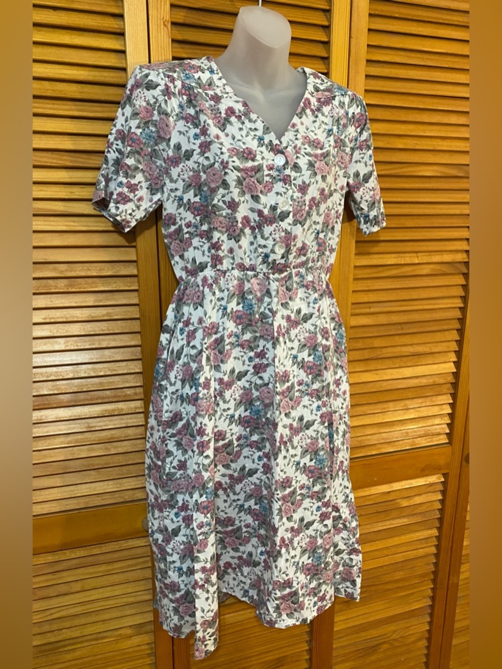 Vintage Stuart Alan Petites: Floral dress